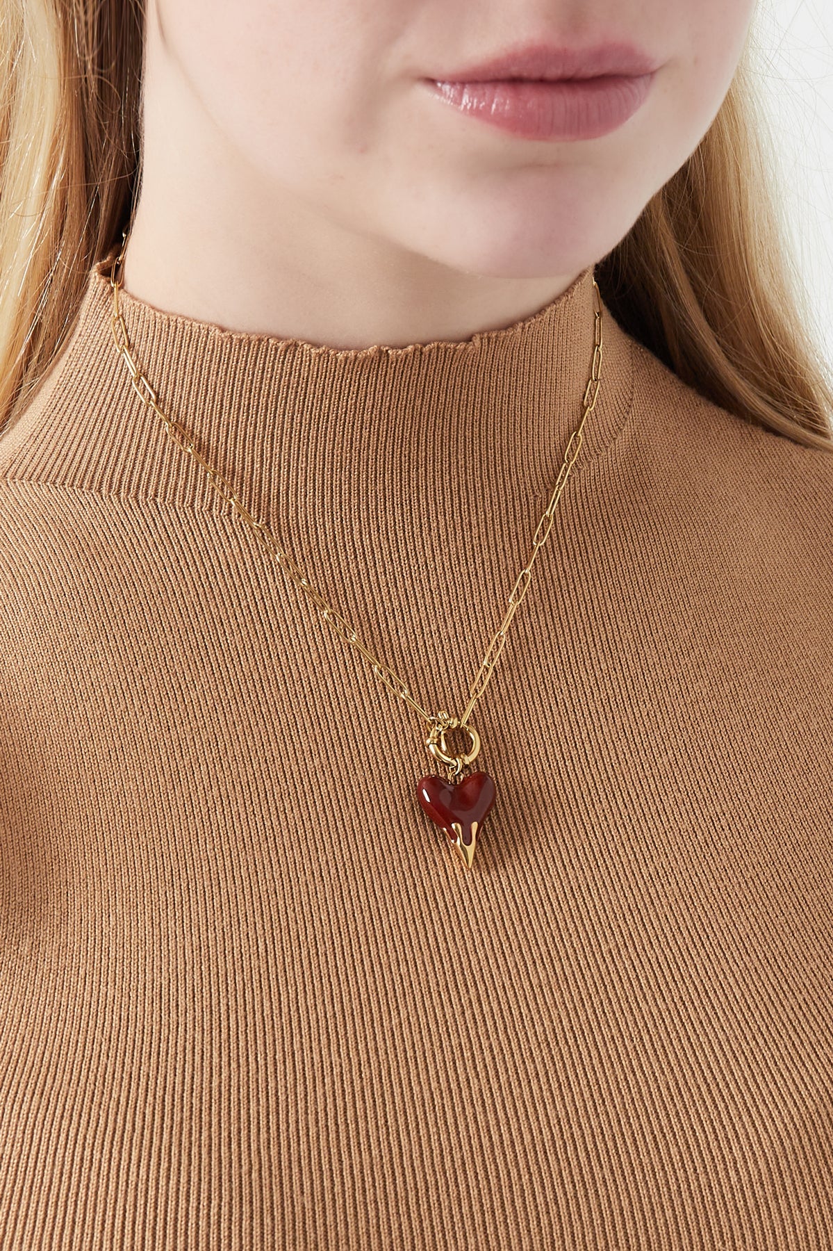 Goudkleurige Hart in Vuur ketting