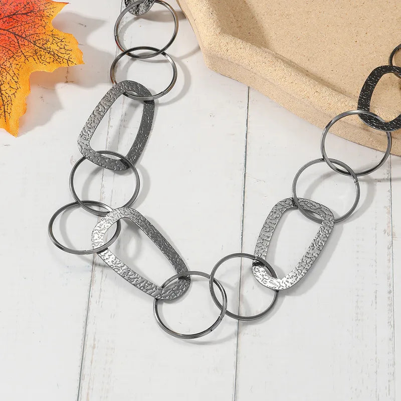 Lange Zwarte fantasie ketting