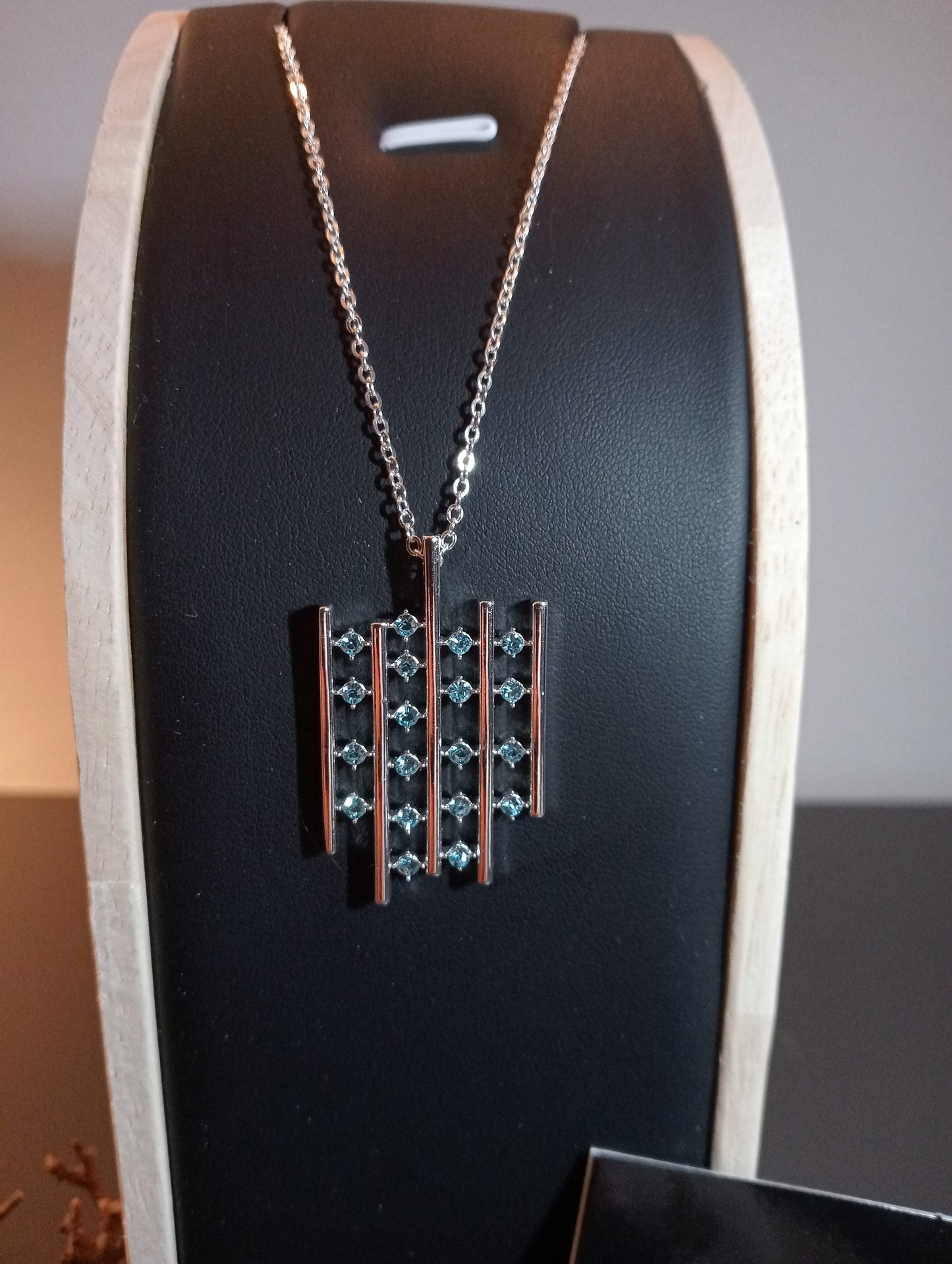 zilverkleurige Oorbellen turquoise BE juwels