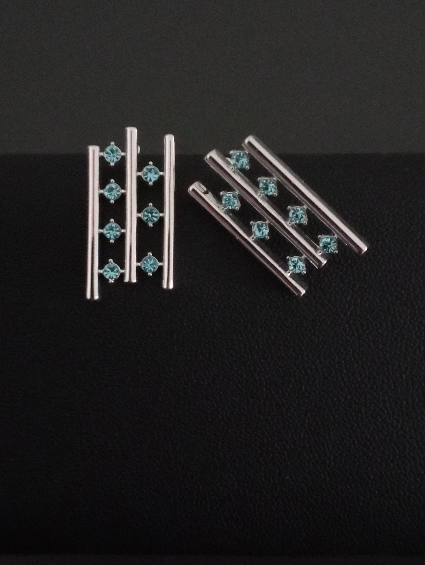 zilverkleurige Oorbellen turquoise BE juwels