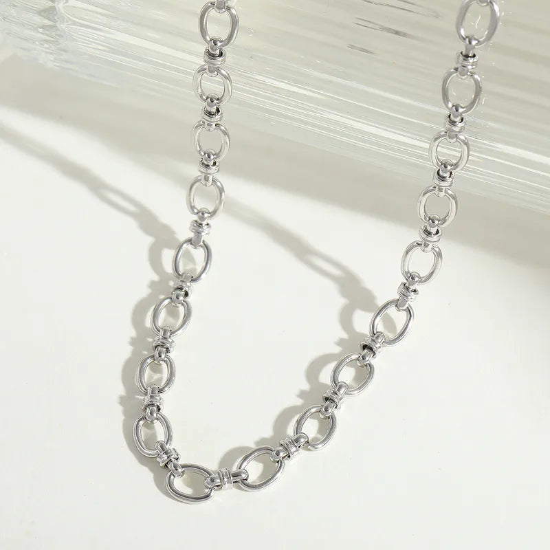 Grove elegante zilverkleurige schakelketting