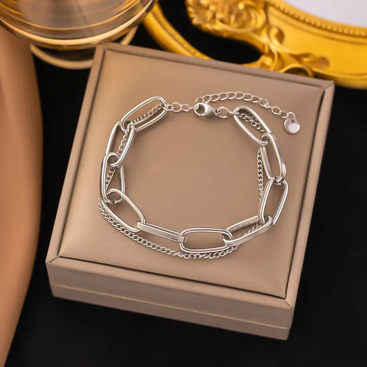 Cubaanse Schakelarmband Bewerkt met een fijn ketting Zilverkleurig